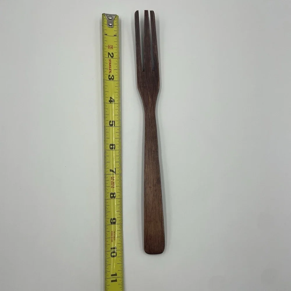 Vintage 10” Wooden Folk Art‎ Hand Carved Fork and Spoon Set Salad Server Cottage